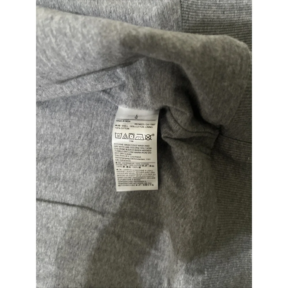 Banana Republic has some